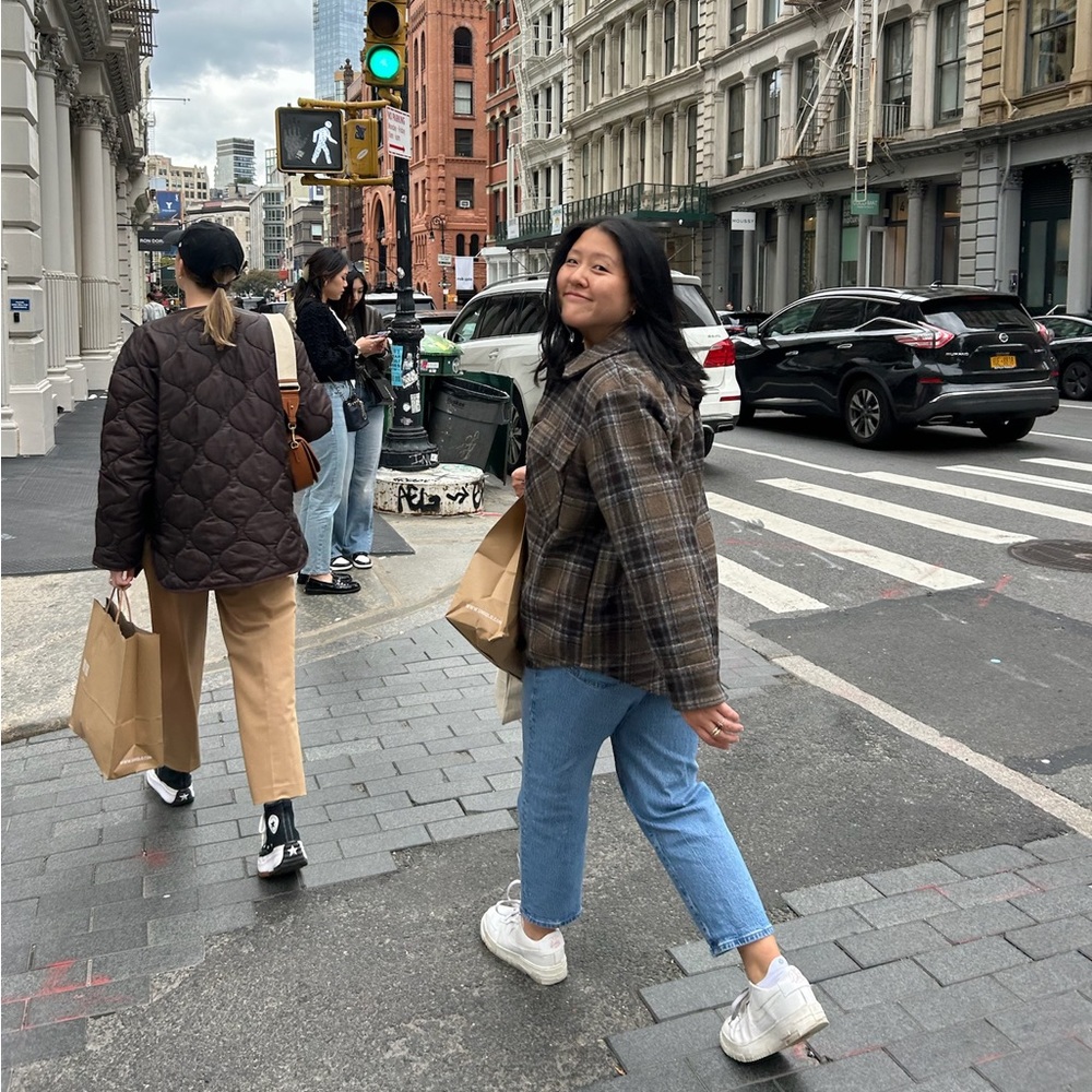 Meet your Posher, Becca